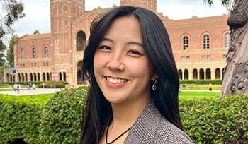 Headshot of Elle Yang