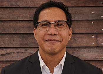 Headshot of Justin Rausa